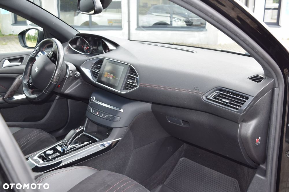 Peugeot 308 PureTech 225 EAT8 Stop & Start GT - 20