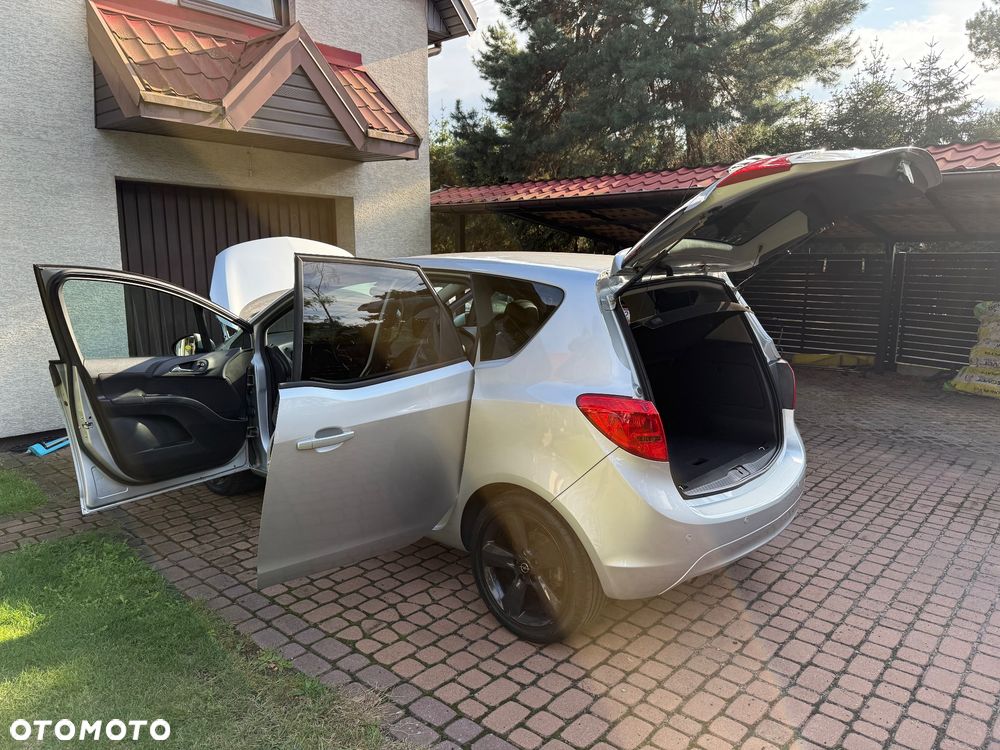 Opel Meriva 1.6 CDTI Essentia S&S - 18