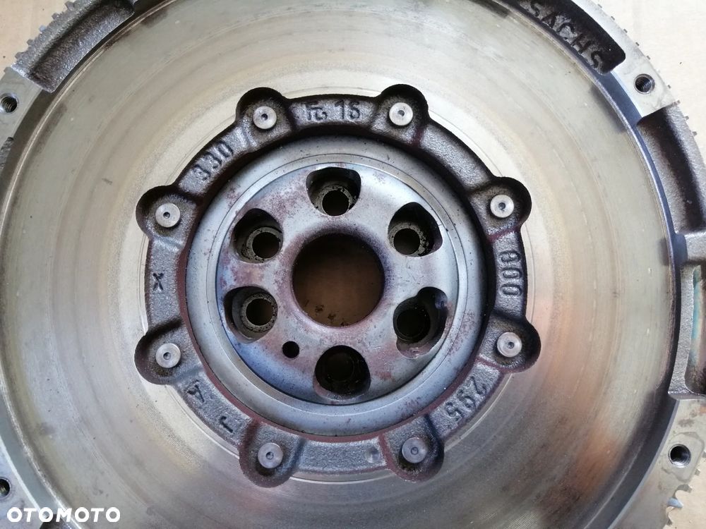 Skoda Octavia II 2.0 TDi koło dwumasowe Sachs plus sprzęgło komplet - 13