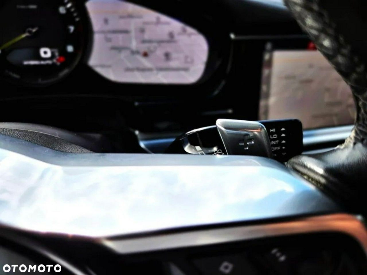 Porsche Panamera 4 Platinum Edition - 18
