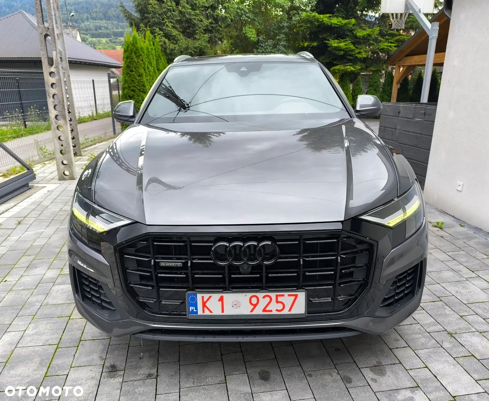 Audi Q8 55 TFSI quattro tiptronic - 4