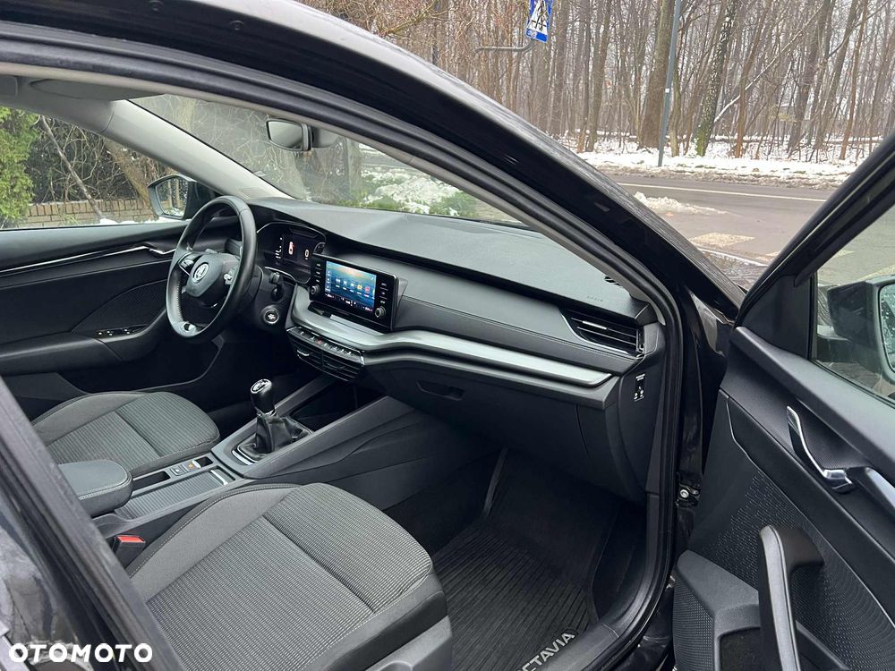 Skoda Octavia 1.5 TSI ACT Style - 15