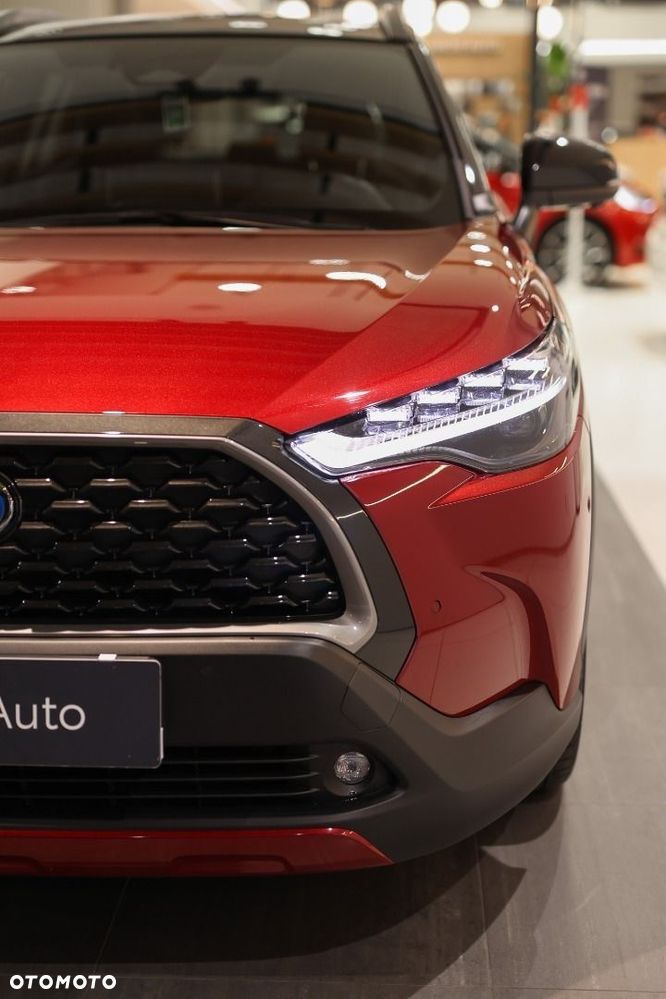 Toyota Corolla Cross - 11