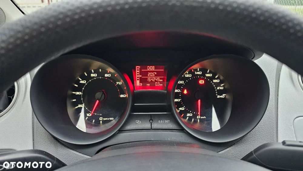 Seat Ibiza 1.4 16V Style - 17