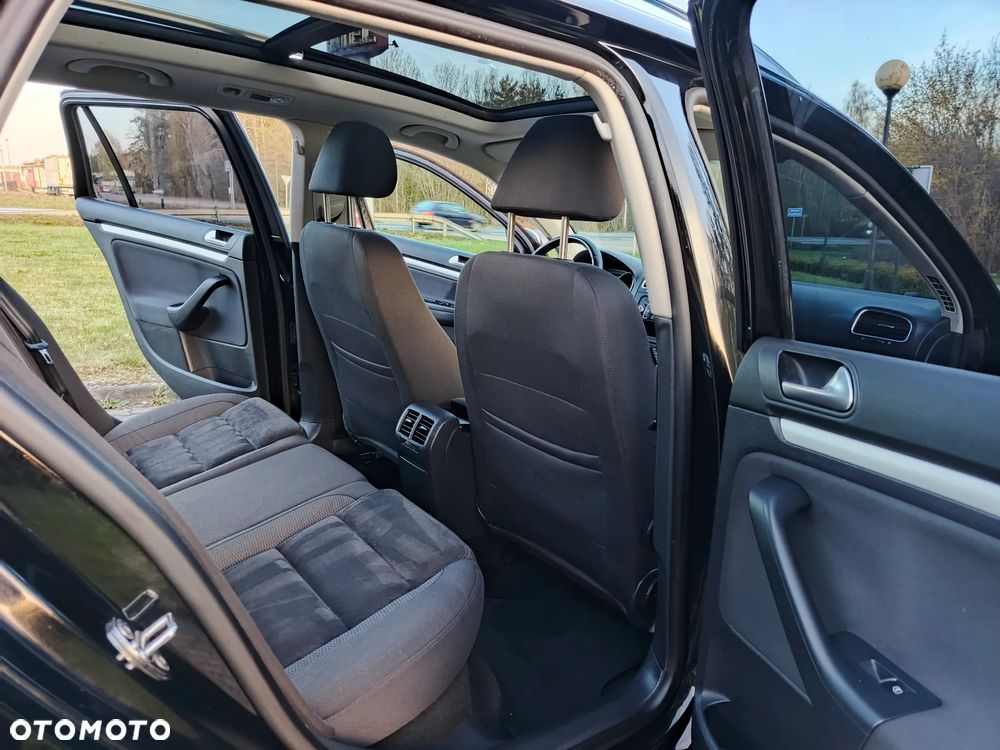 Volkswagen Golf 2.0 TDI DPF Highline - 10