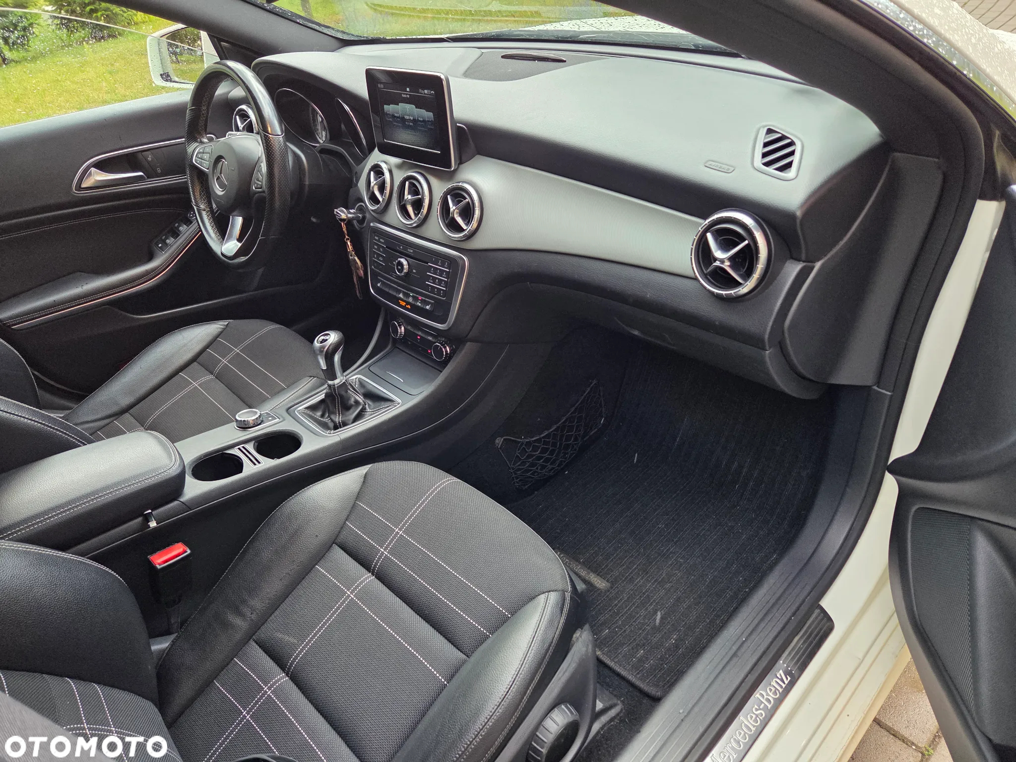 Mercedes-Benz CLA Shooting Brake 180 - 5