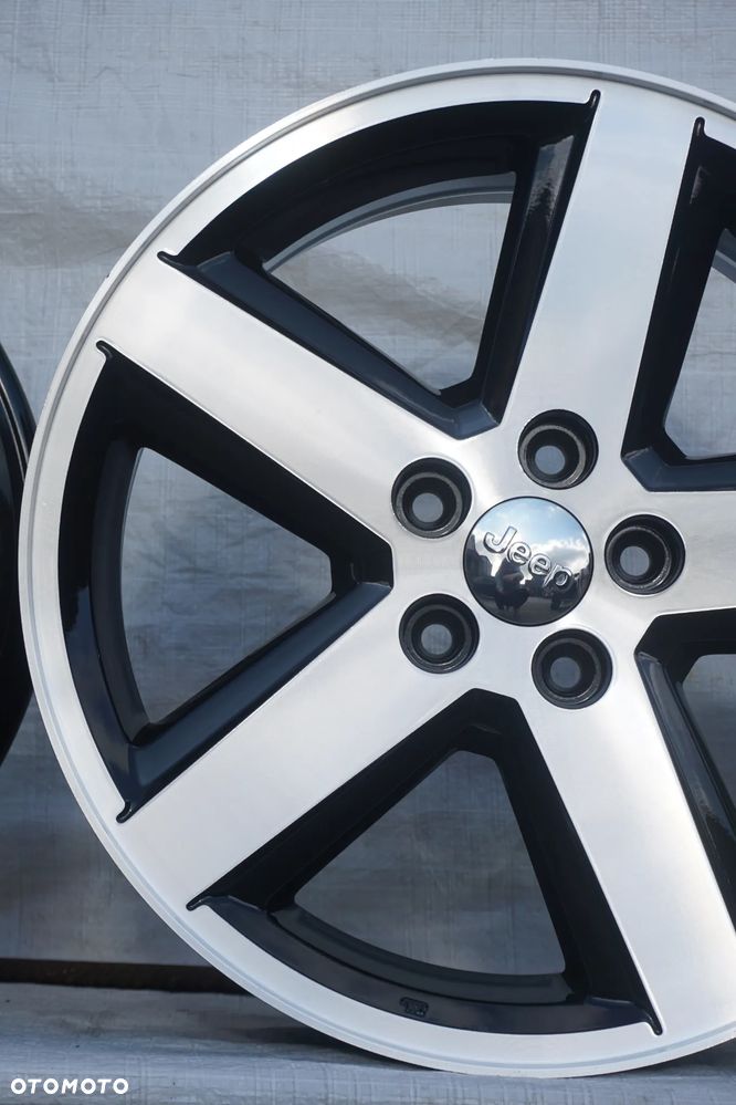 5x114,3 18 7J et40 Jeep - 9
