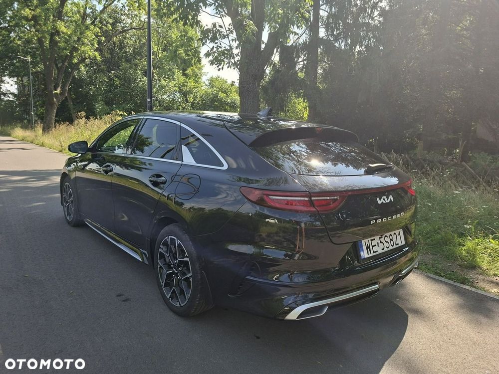 Kia ProCeed - 8
