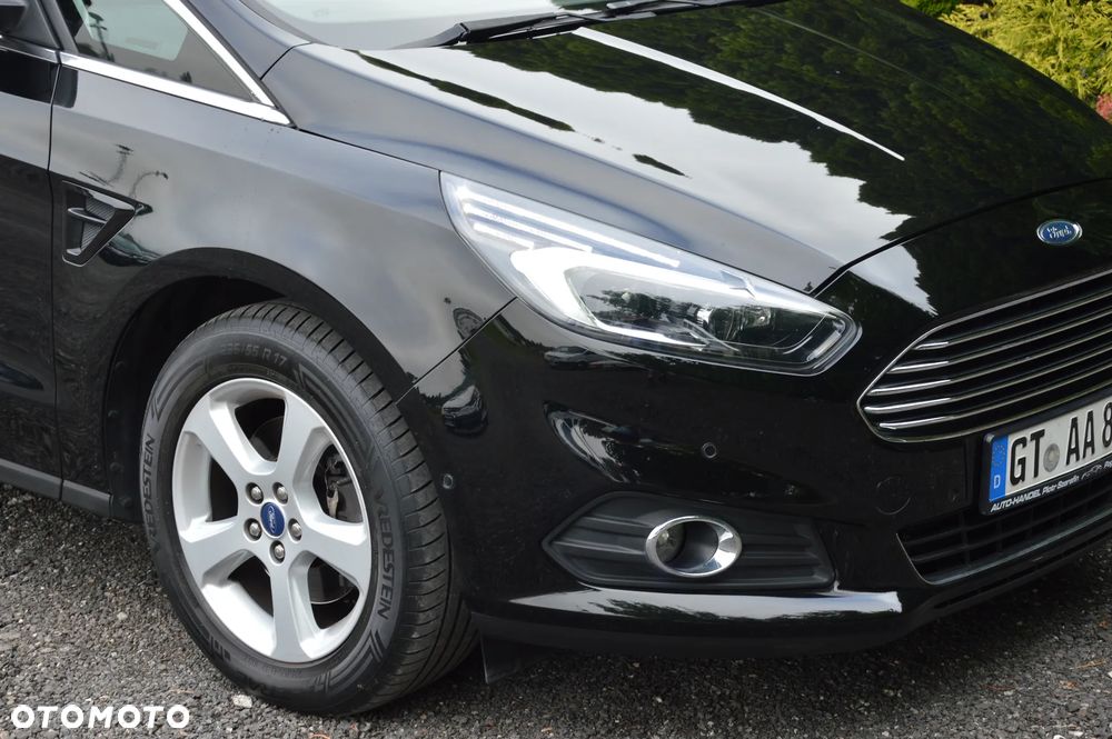 Ford S-Max - 10