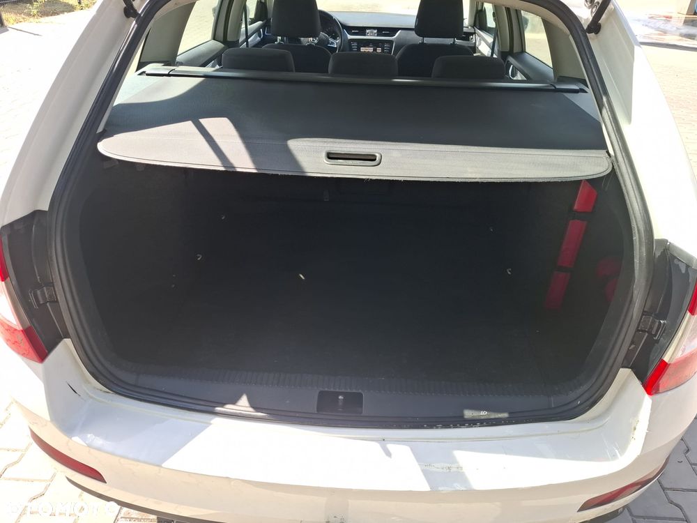 Skoda Octavia 2.0 TDI Ambition DSG - 15