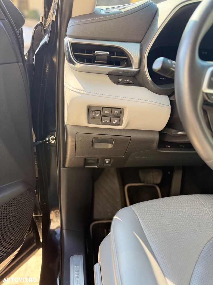 Toyota Highlander 2.5 L Dynamic Force 248CP Luxury Metallic - 14