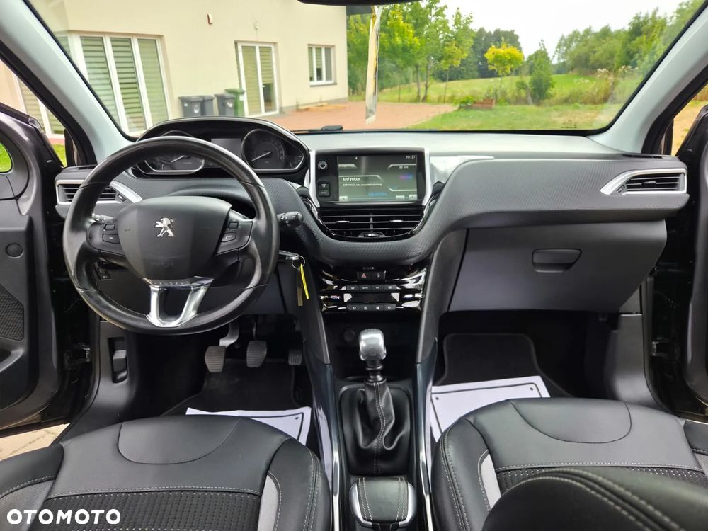 Peugeot 2008 1.6 e-HDi Allure S&S - 18