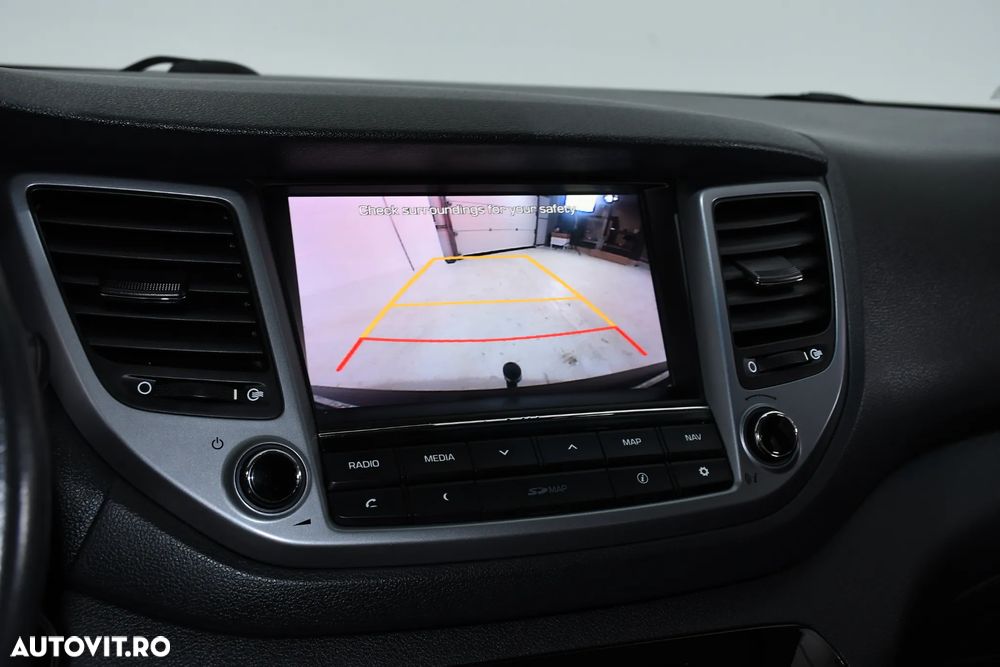 Hyundai Tucson 2.0 CRDI 2WD Style - 8