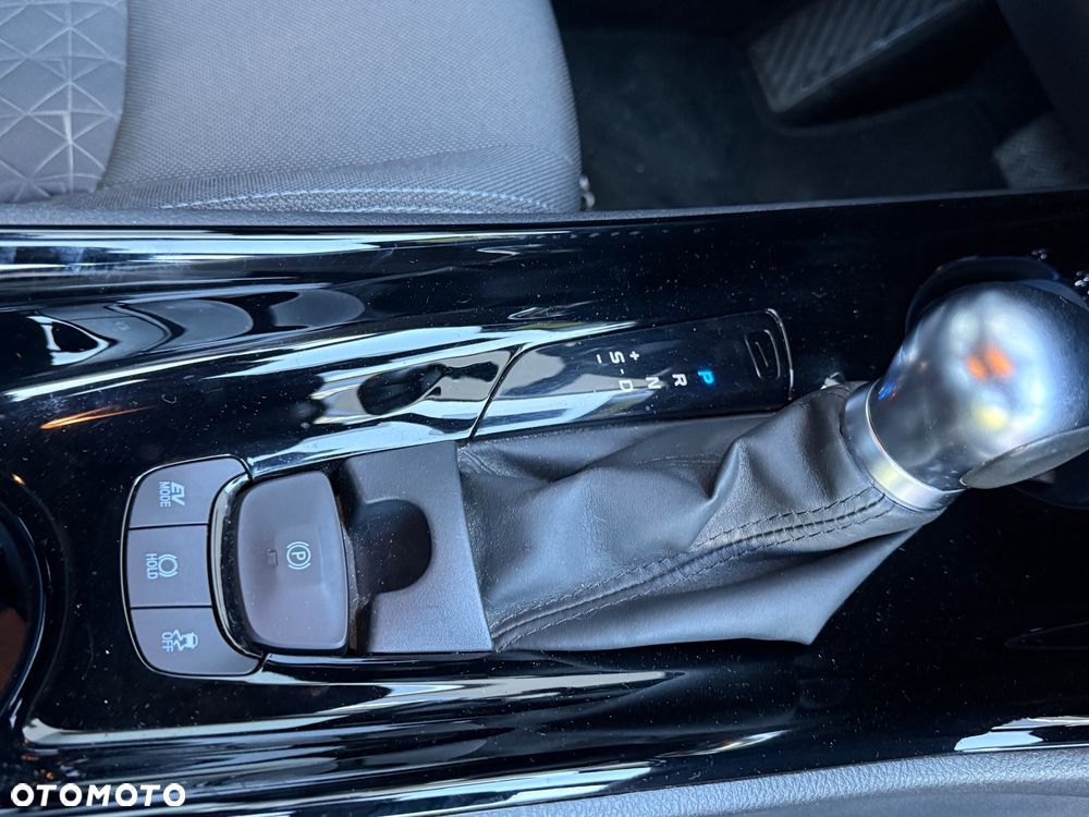 Toyota C-HR 2.0 Hybrid Style - 13