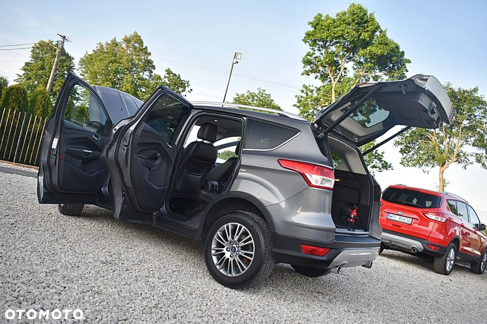 Ford Kuga 2.0 TDCi 2x4 Titanium - 14