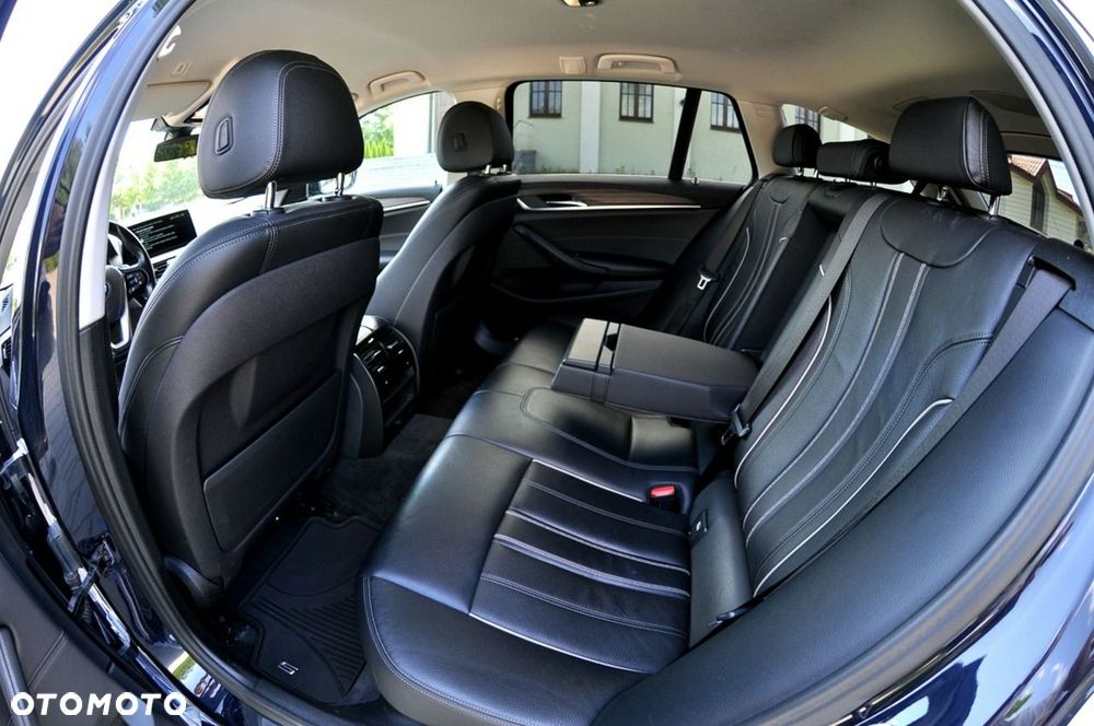 BMW Seria 5 520d Luxury Line sport - 13