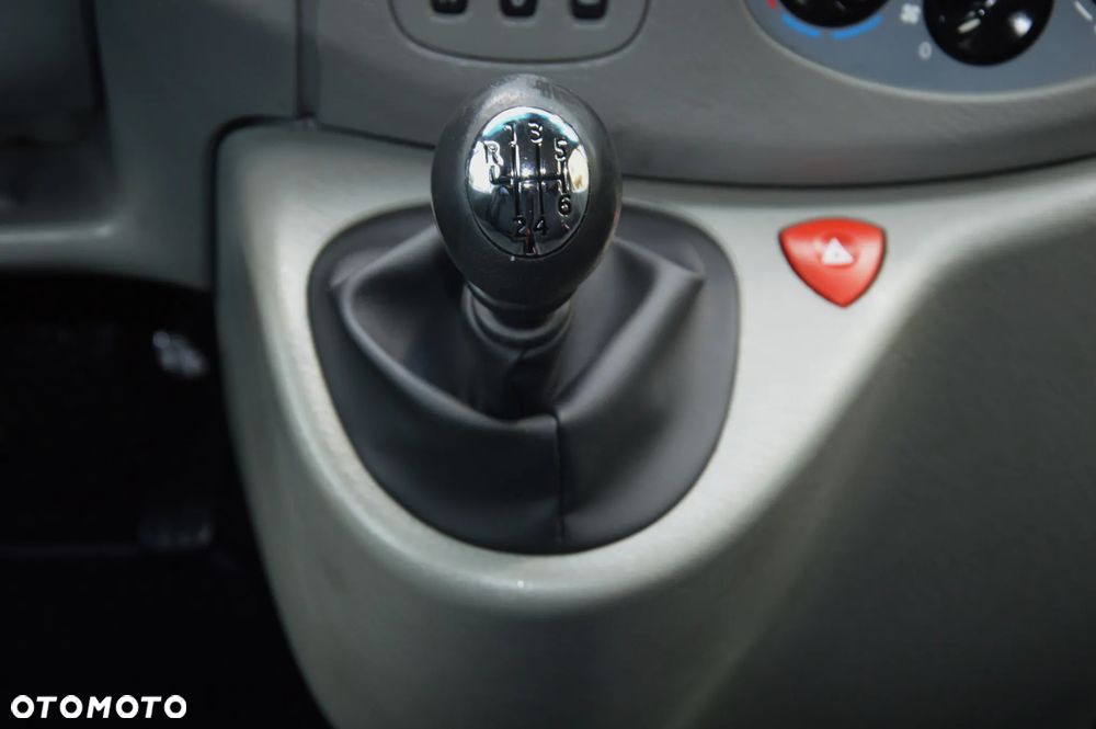 Opel Vivaro L2H1 - 27