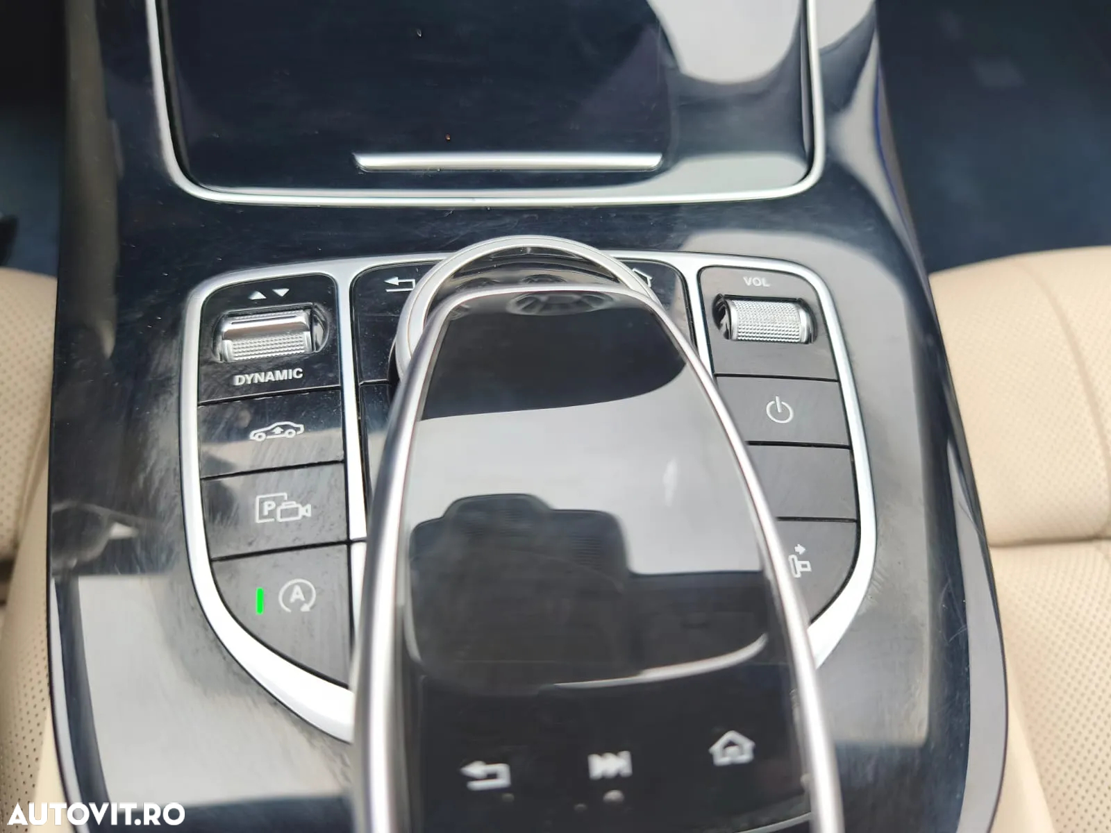 Mercedes-Benz E 400 4MATIC Cabrio - 34
