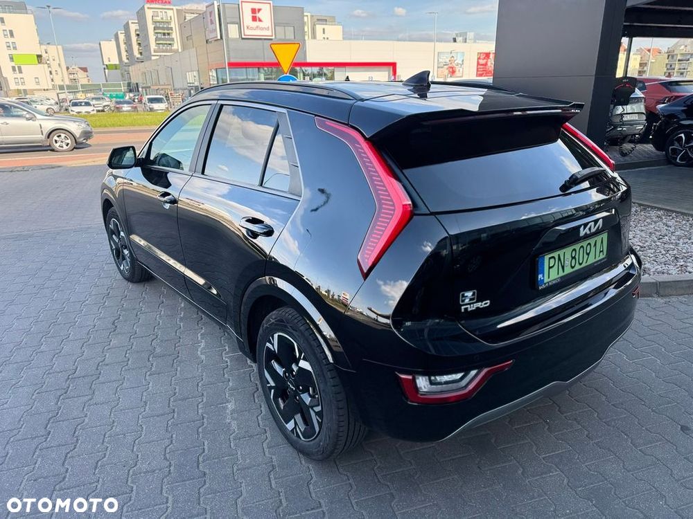 Kia Niro 64kWh L - 3