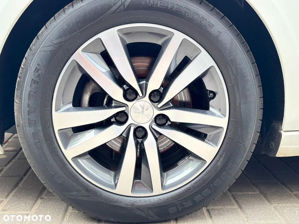 Peugeot 308 1.2 PureTech GPF Allure S&S - 34