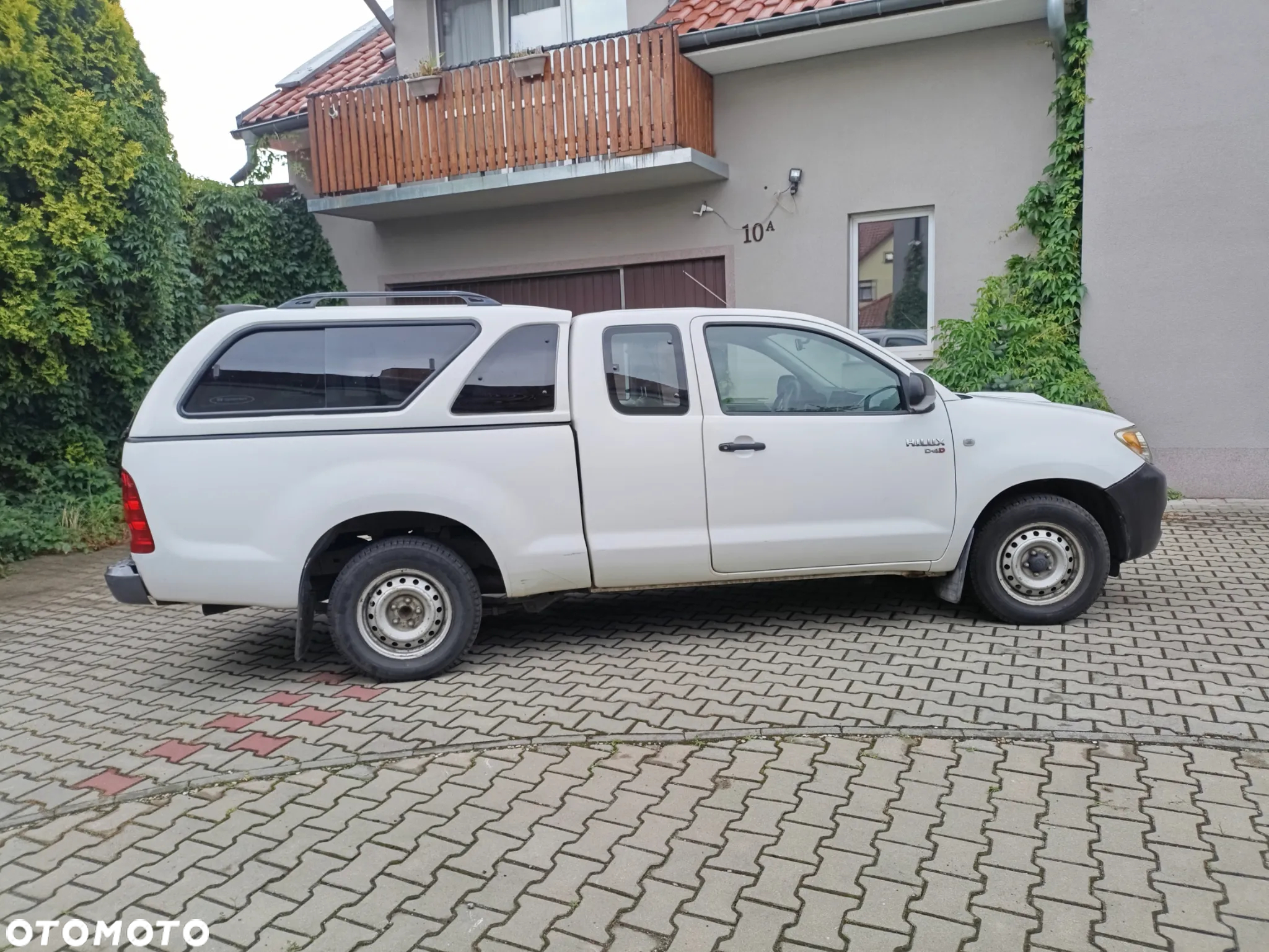 Toyota Hilux 2.5 D-4D DLX + 2os 4x2 - 4