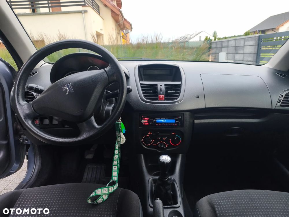 Peugeot 206 plus 1.1 Presence - 10
