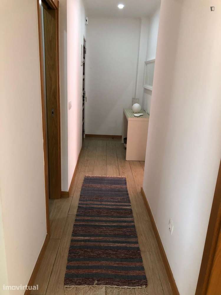 Quarto - localizado em Pontinha Lisbon - Grande imagem: 2/10