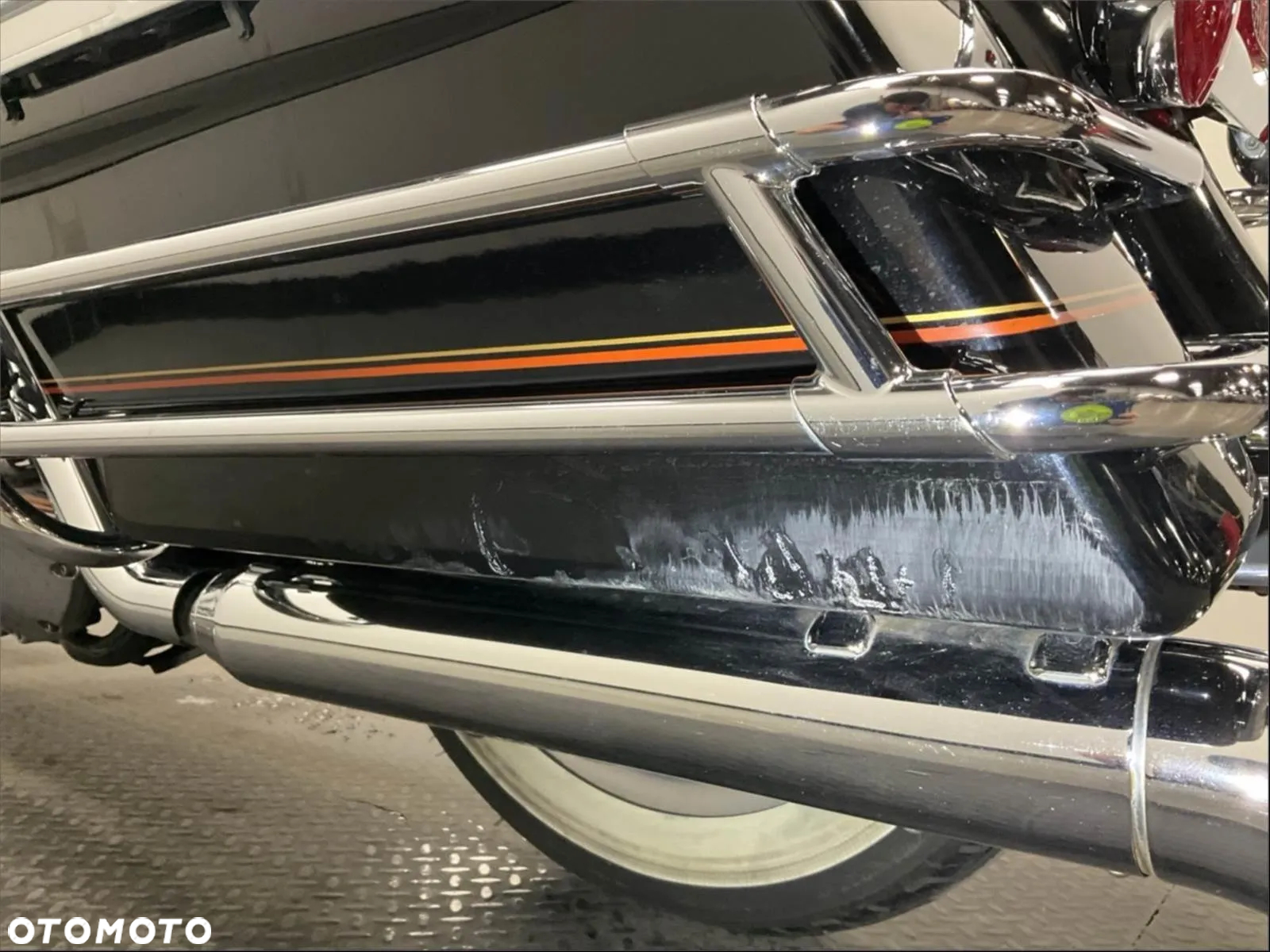 Harley-Davidson Touring Road King - 13