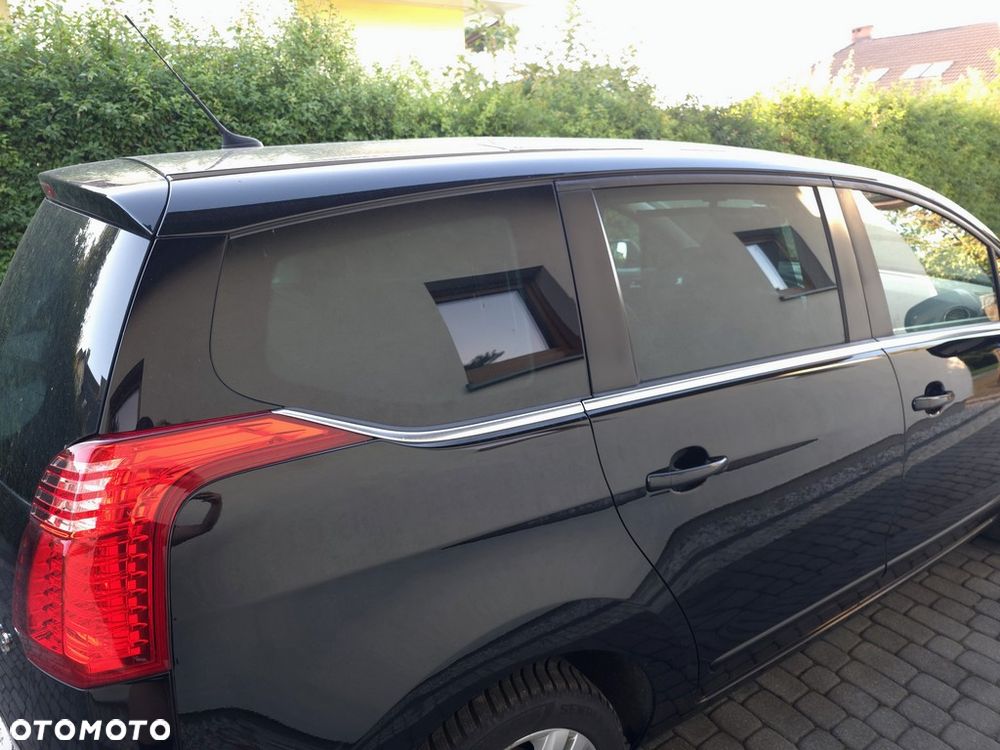 Peugeot 5008 - 31
