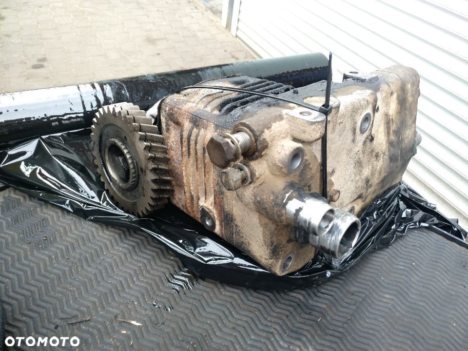 Kompresor sprężarka powietrza Actros MP2 MP3 OM501 - 1