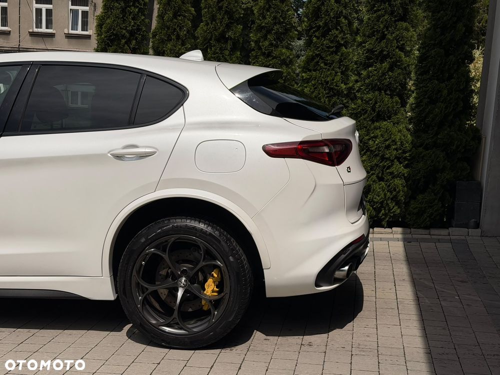 Alfa Romeo Stelvio 2.9 V6 Bi-Turbo Quadrifoglio Q4 - 10