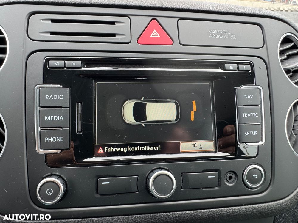Volkswagen Golf Plus - 11