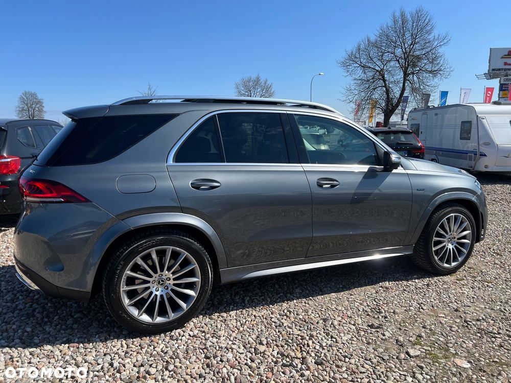 Mercedes-Benz GLE 300 d 4Matic 9G-TRONIC AMG Line - 9