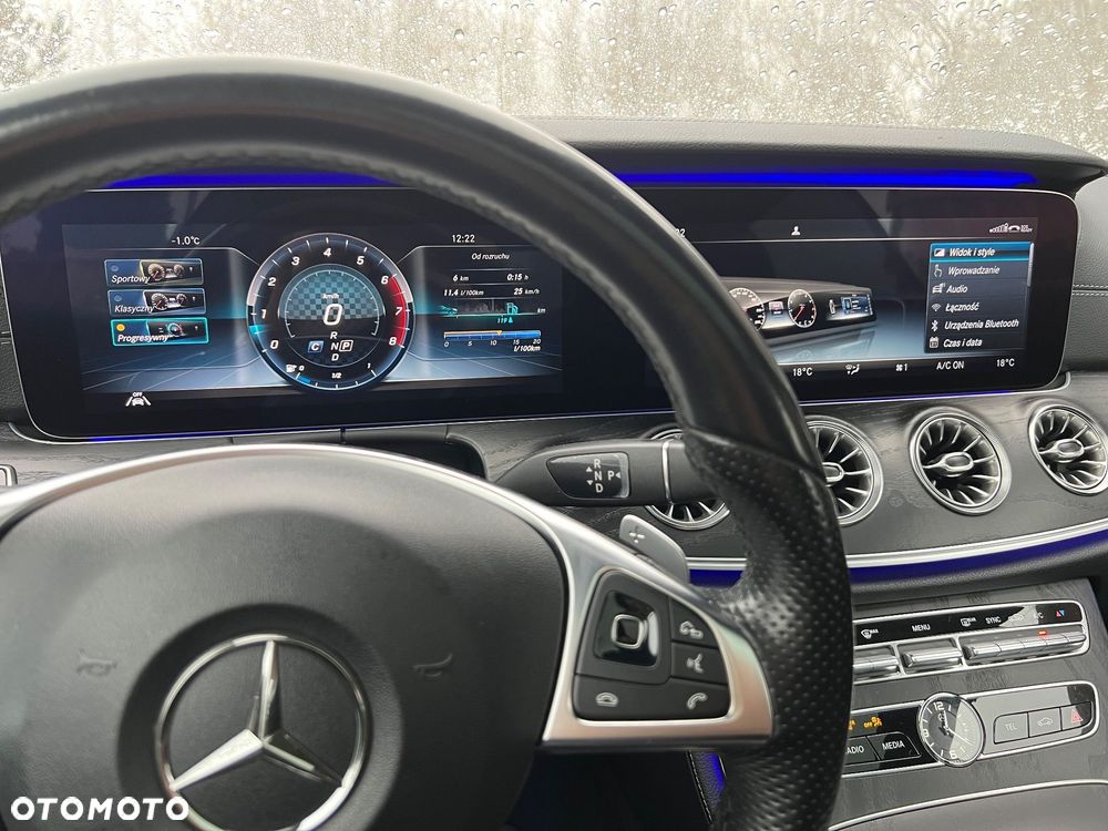 Mercedes-Benz Klasa E 200 Coupe 9G-TRONIC - 26