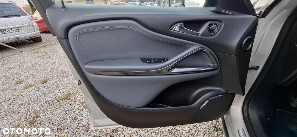 Opel Zafira 2.0 CDTI Cosmo - 24