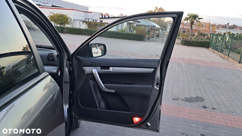 Kia Sorento 2.4 CVVT Attract - 12