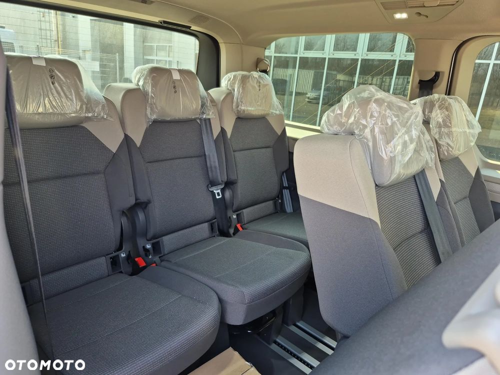 Volkswagen Multivan 2.0 TDI L2 Family DSG - 12