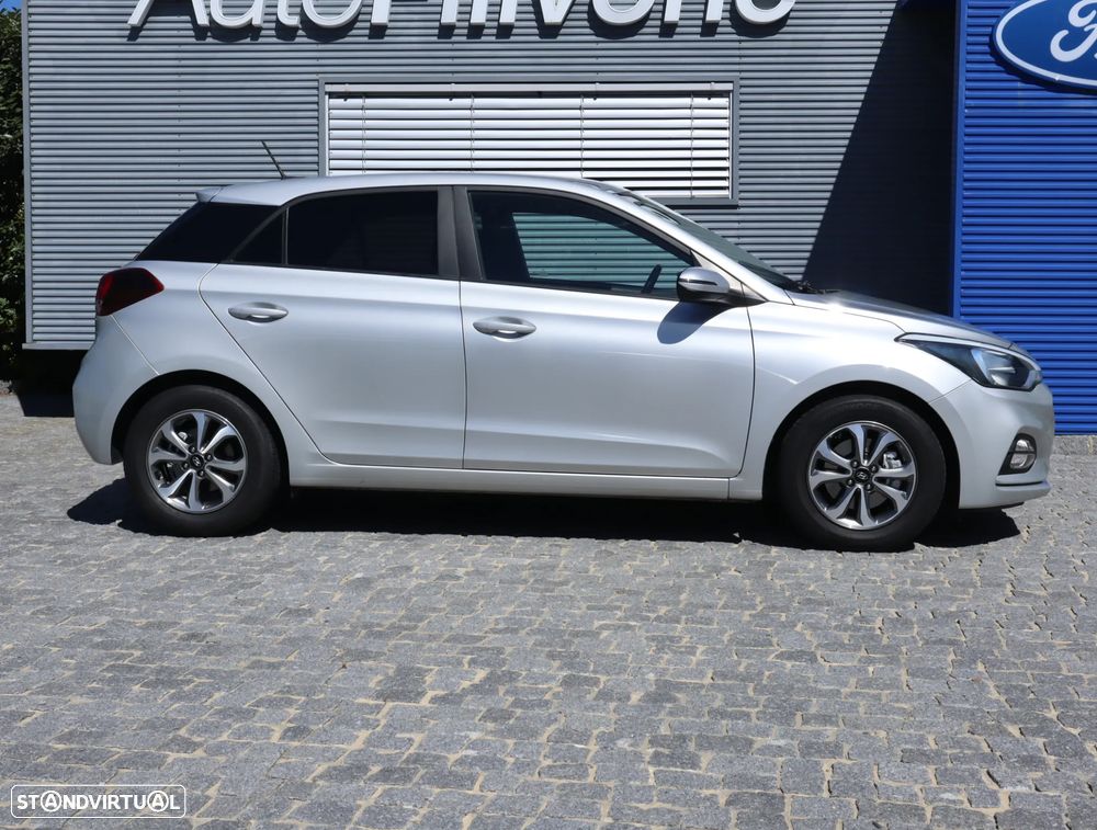 Hyundai i20 - 3