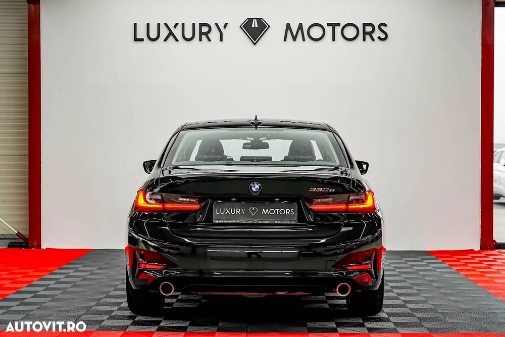 BMW Seria 3 330e Aut. - 16