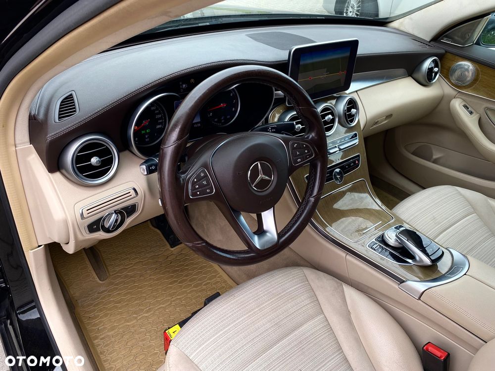 Mercedes-Benz Klasa C - 12