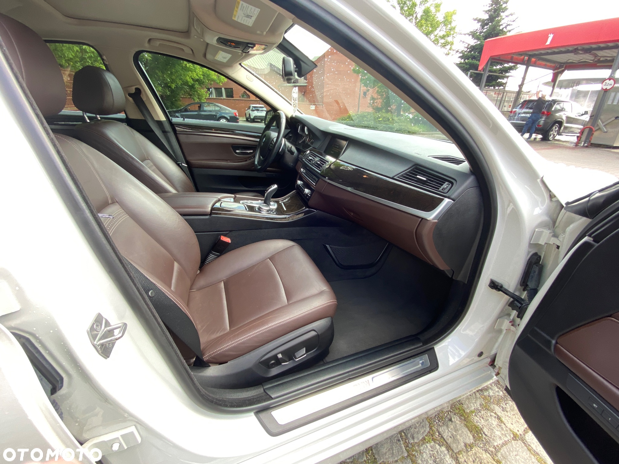 BMW Seria 5 535i xDrive Luxury Line - 17