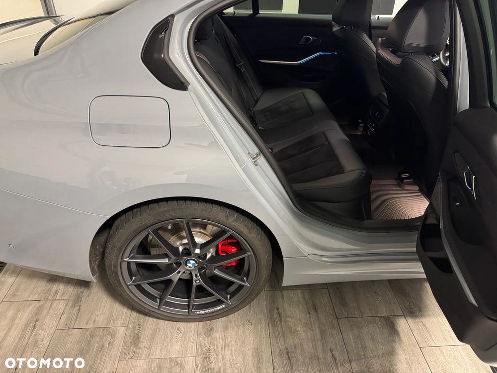 BMW Seria 3 330i xDrive M Sport sport - 26