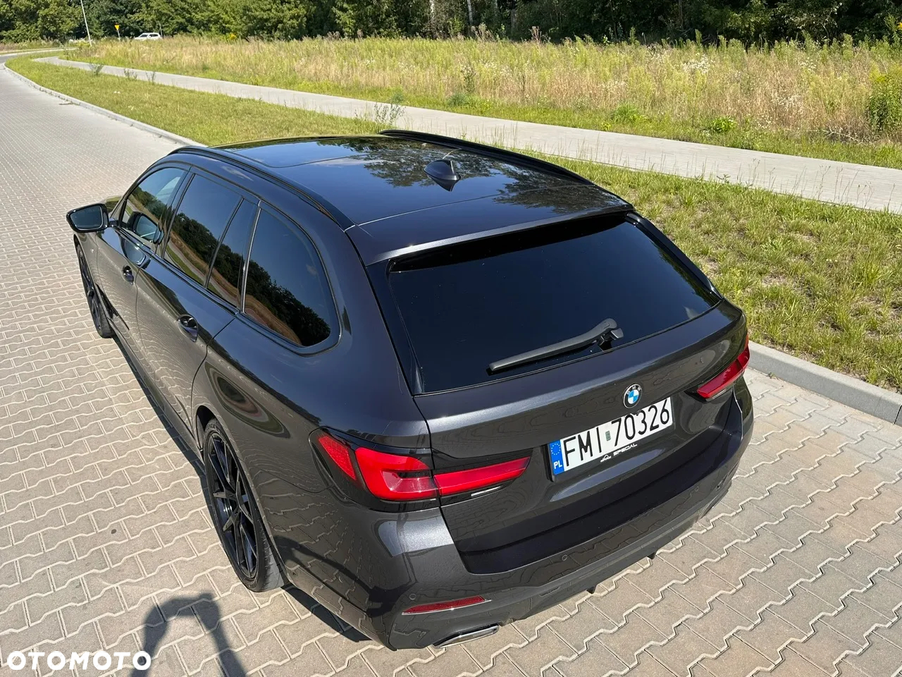 BMW Seria 5 520d xDrive Touring M Sport Edition - 13