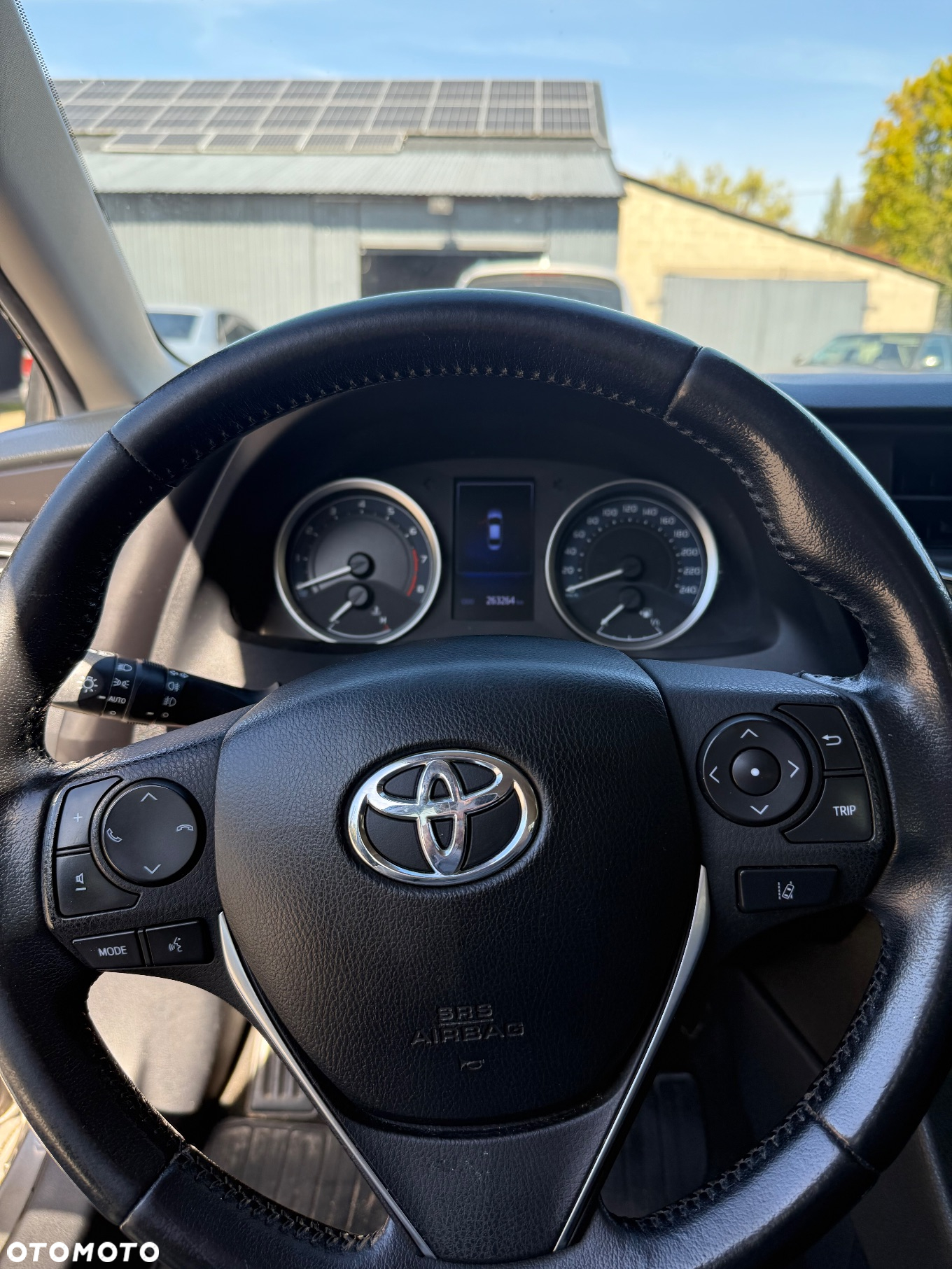 Toyota Corolla 1.6 Classic Plus - 15