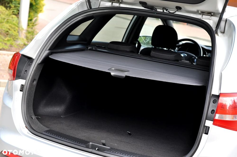 Kia Ceed 1.6 CRDi 136 ISG GT Line - 16
