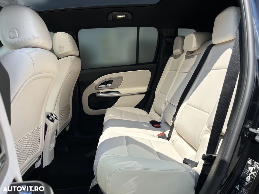 Mercedes-Benz GLB 220 4MATIC - 16