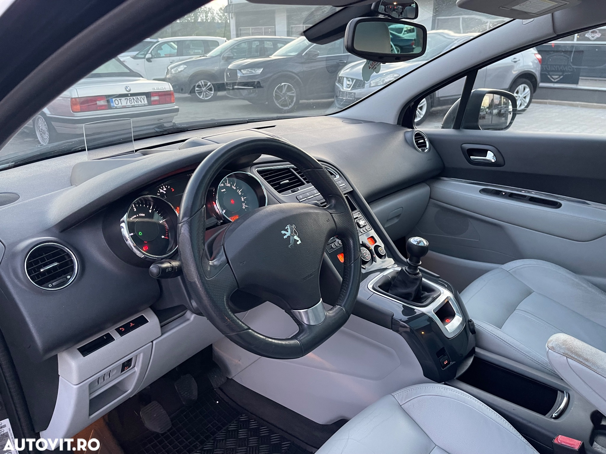 Peugeot 5008 1.6 HDI Confort Pack - 15