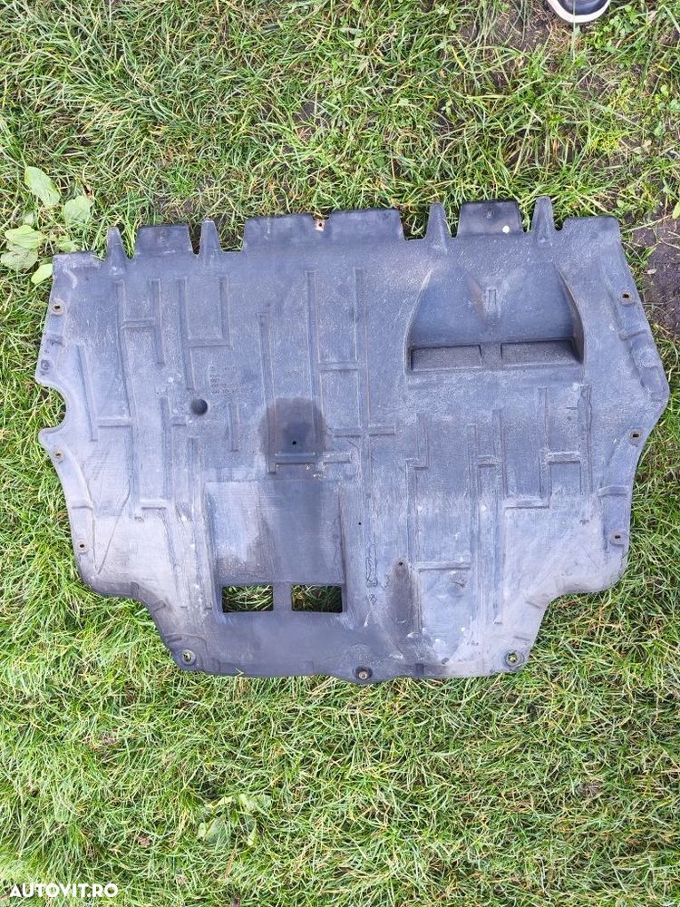 Scut motor original Volkswagen Passat B6 , B7 - 3