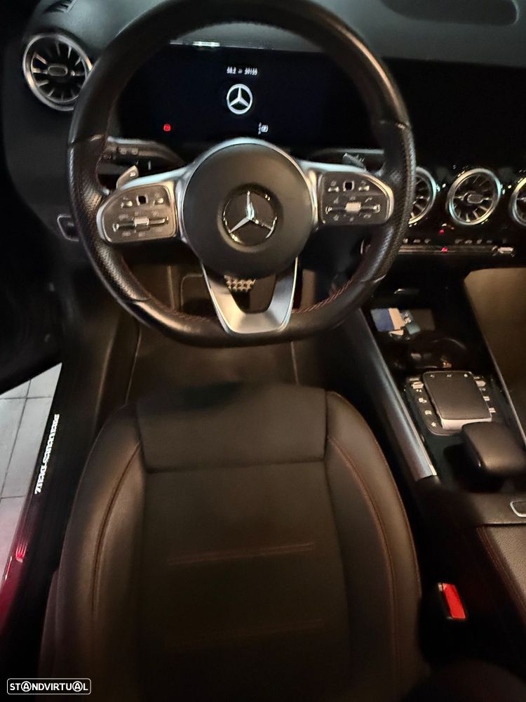 Mercedes-Benz GLA 180 d AMG Line - 4