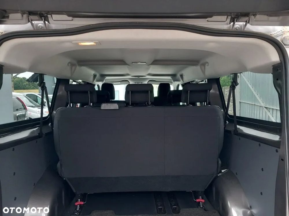 kanapa 3-osobowa boczki podsufitka kompletne wnętrze tył scudo expert iii vivaro c long 2016-2025 - 9
